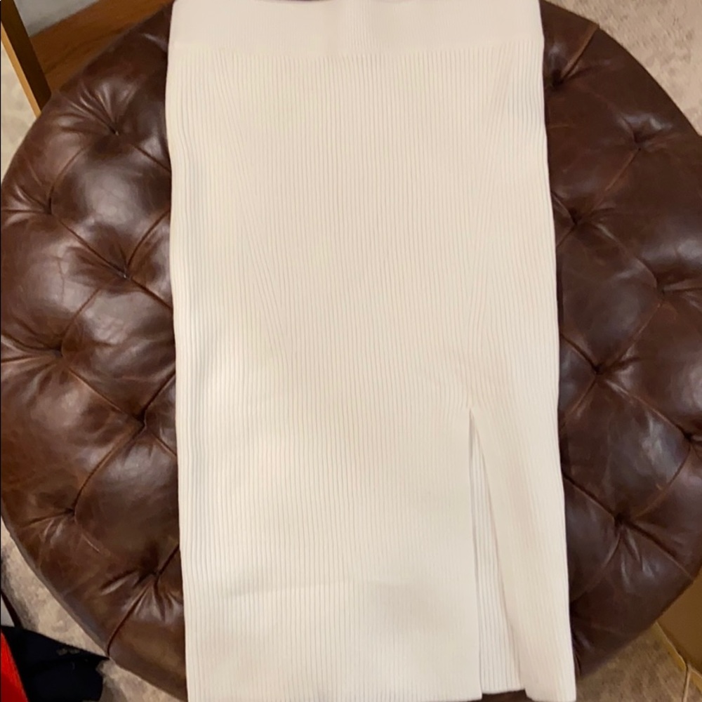 Abercrombie & Fitch cream colored ribbed skirt